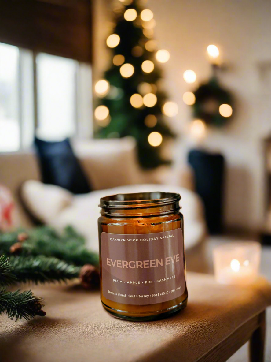 Evergreen Eve 9oz Holiday Candle Oakwyn Wick Candles